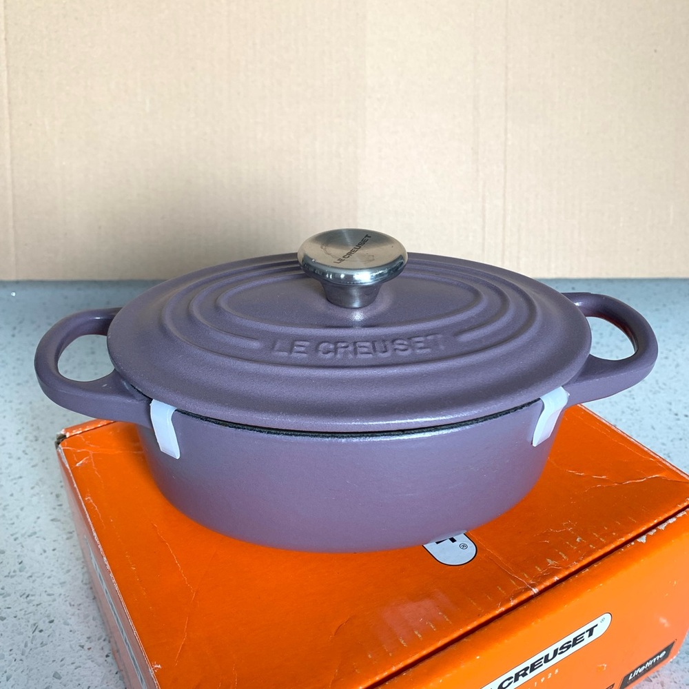 Le Creuset Oval #17